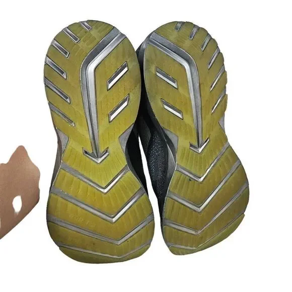 Brooks 7 shoes